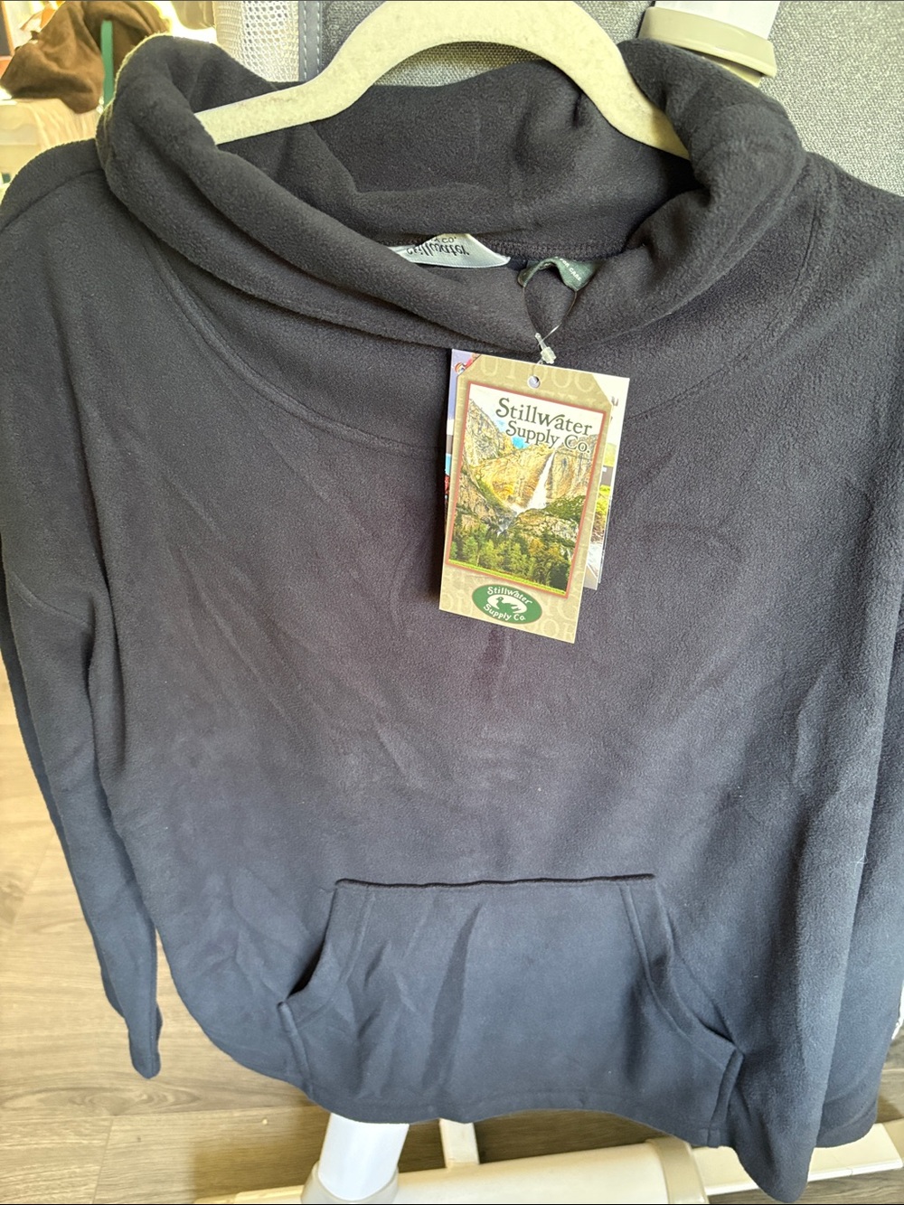Stillwater Supply Co. Women's Black Pullover Fleece Hoodie
